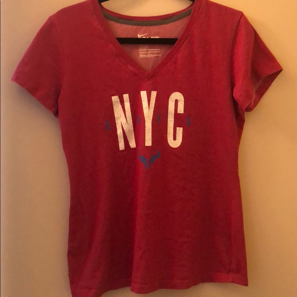 Nike t-shirt